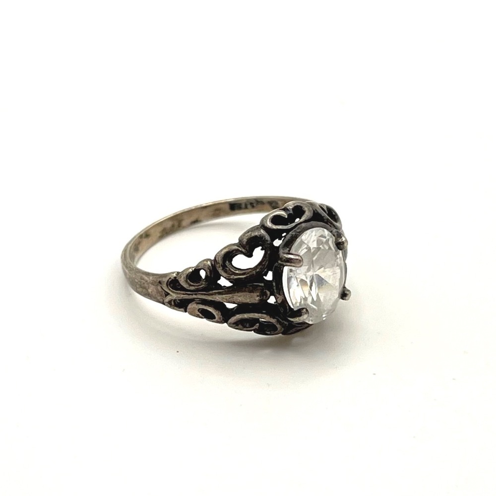 Vintage Sterling Silver Oval Cubic Zirconia Filigree Butterfly Heart Ring‎